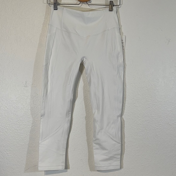 LULULEMON All the Right Places High-Rise Drawcord Waist Crop White Size 8 NWT - Picture 4 of 12